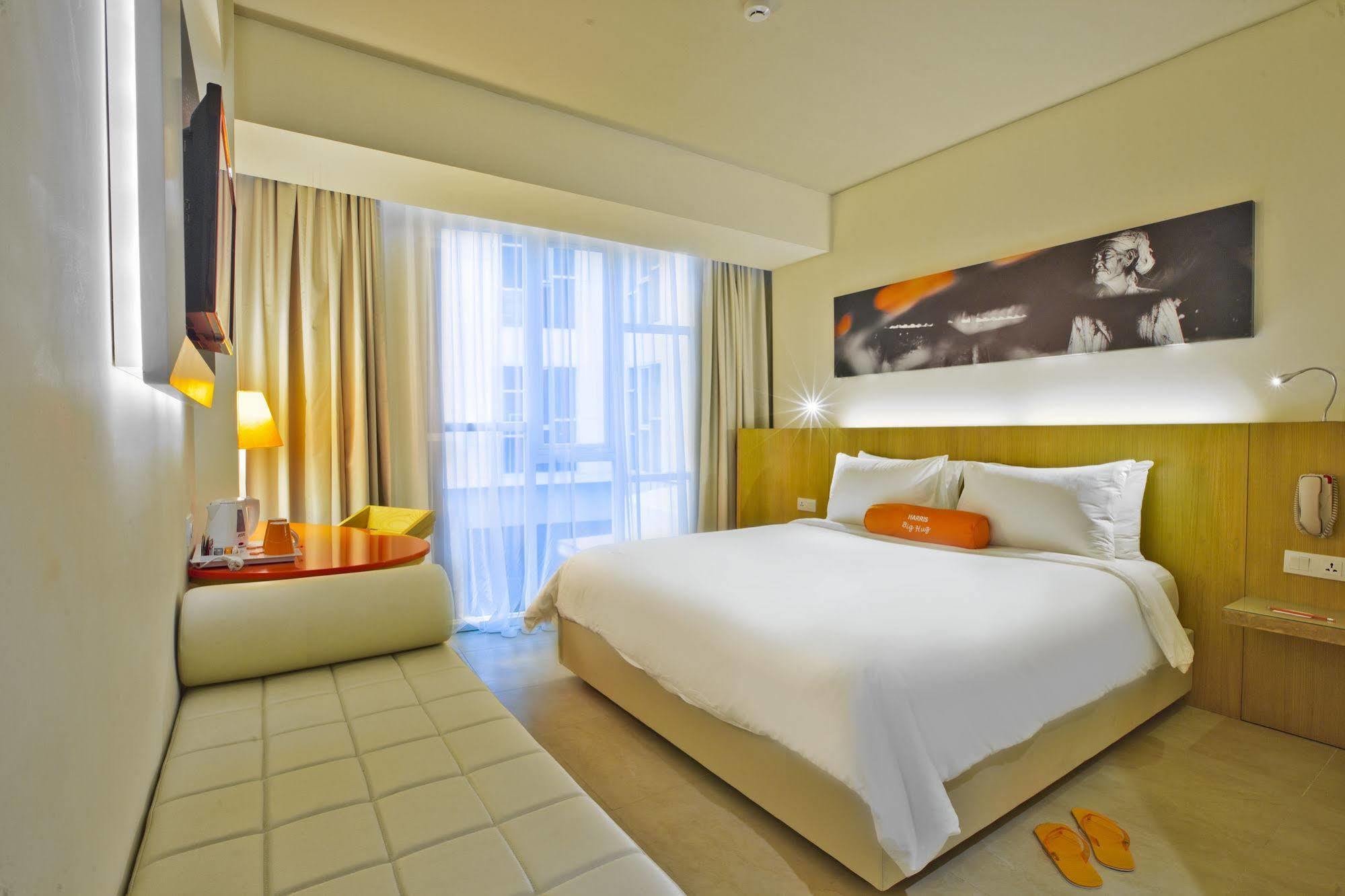 Harris Hotel Raya Kuta Lombok Buitenkant foto