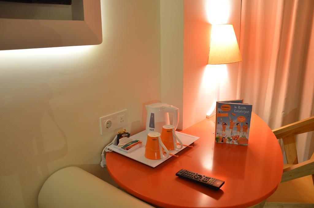 Harris Hotel Raya Kuta Lombok Kamer foto