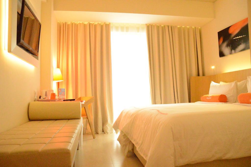 Harris Hotel Raya Kuta Lombok Buitenkant foto