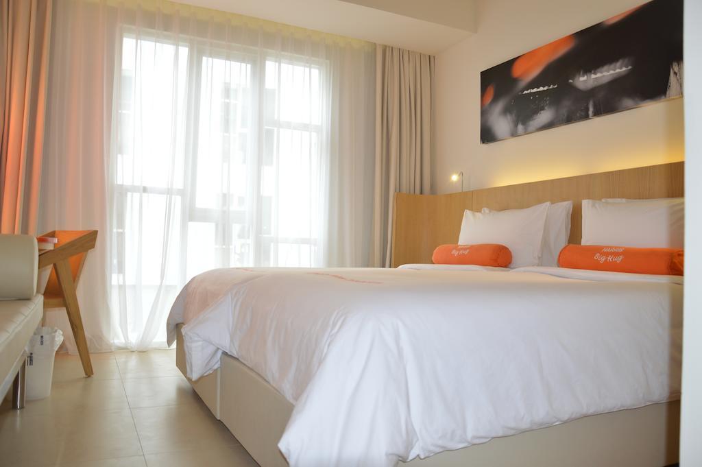 Harris Hotel Raya Kuta Lombok Buitenkant foto